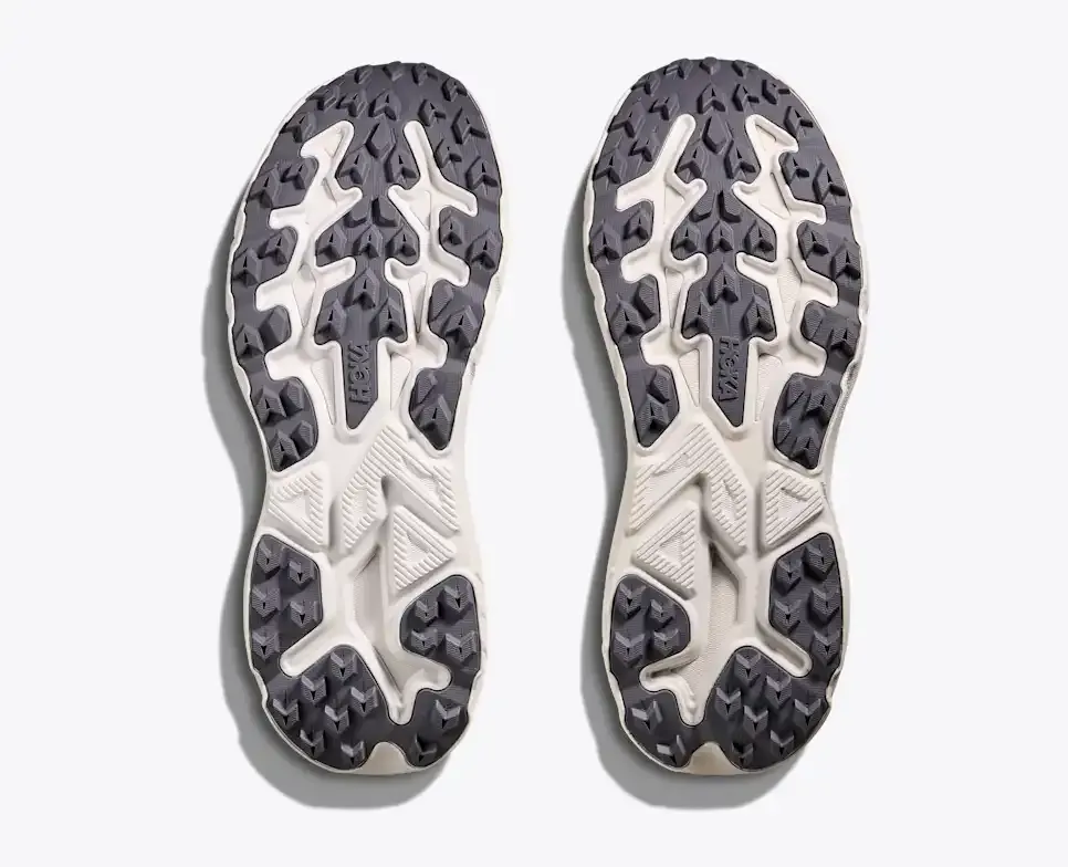 HOKA | Challenger 8