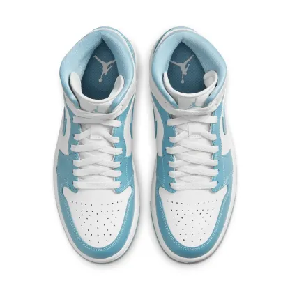 (WMNS) Air jtthhordan 1 Mid 'University Blue 2022' BQ6472-141
