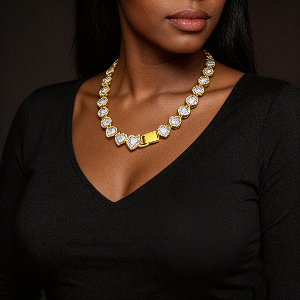 Popular Heart Shaped Diamond Encrusted Hip Hop Necklace Set Creative Personalized 10mm Cuban Chain Set Glamour Set Necklaces Set