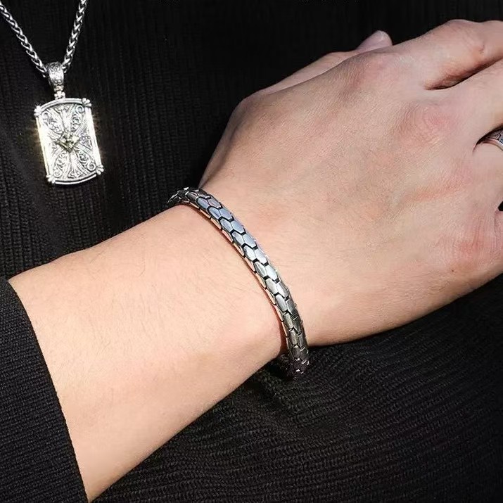 Gold Snake Link Bracelet – Waterproof Cuban Serpent Chain, Hypoallergenic Stainless Steel