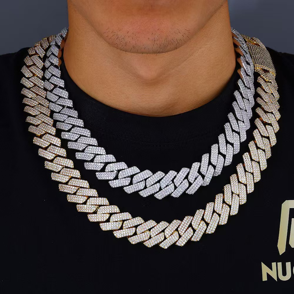 Iced Out Cuban Link Chain – 18K Gold Plated Hip Hop Necklace for Men
