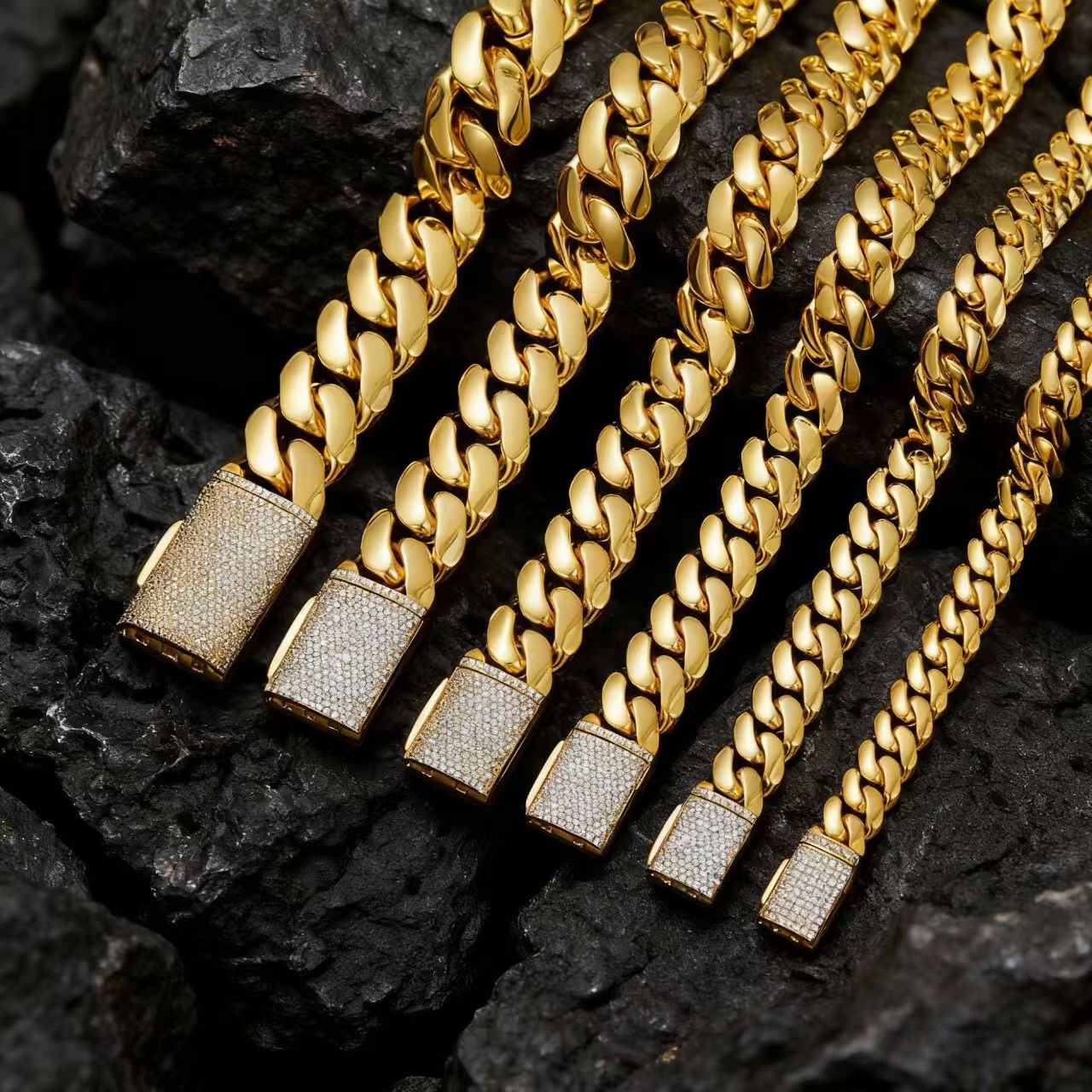 Cuban-Style Monaco Chain, 24-Inch Stainless Steel Men's Fashion Necklace for Daily Wear