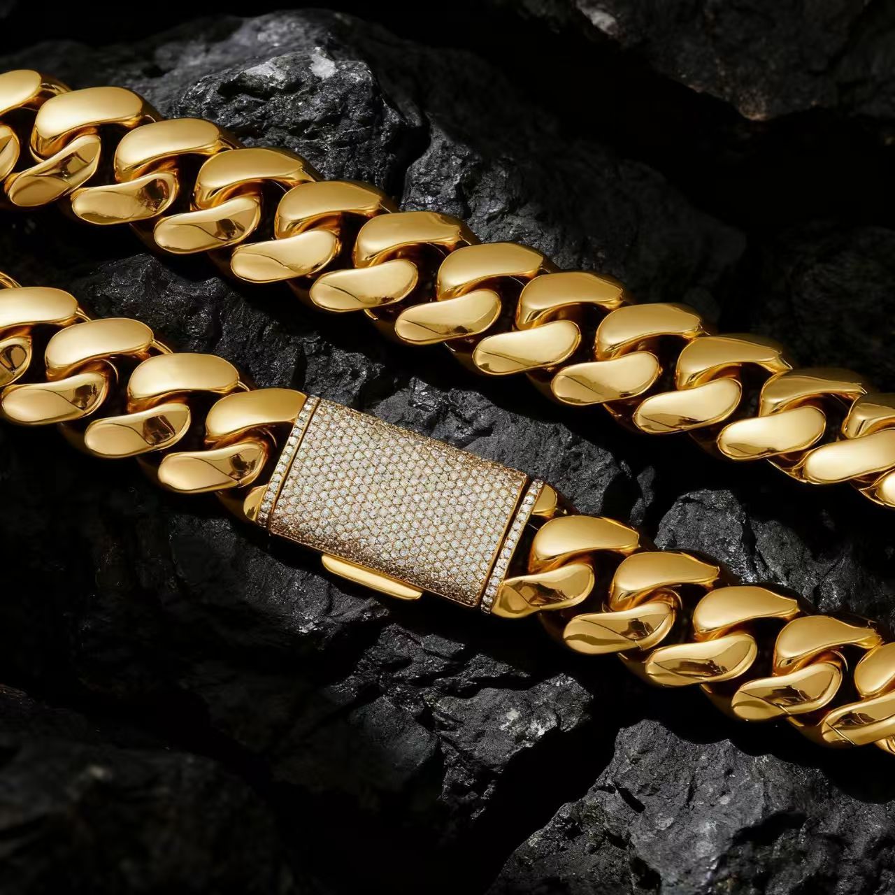 Cuban-Style Monaco Chain, 24-Inch Stainless Steel Men's Fashion Necklace for Daily Wear