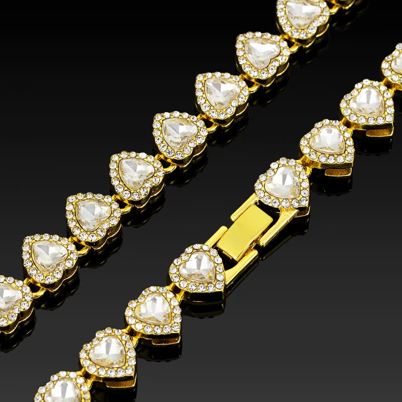 Popular Heart Shaped Diamond Encrusted Hip Hop Necklace Set Creative Personalized 10mm Cuban Chain Set Glamour Set Necklaces Set