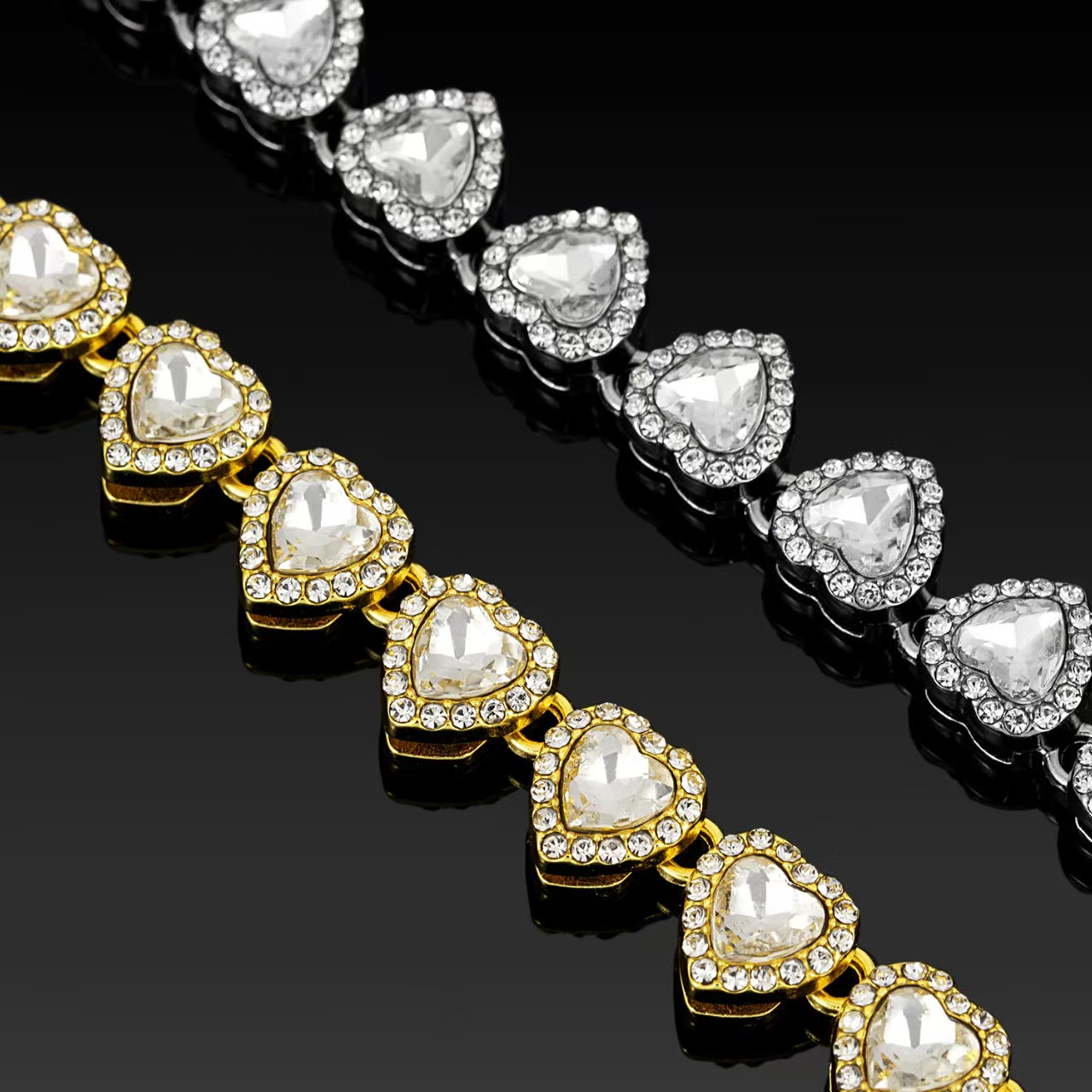 Popular Heart Shaped Diamond Encrusted Hip Hop Necklace Set Creative Personalized 10mm Cuban Chain Set Glamour Set Necklaces Set