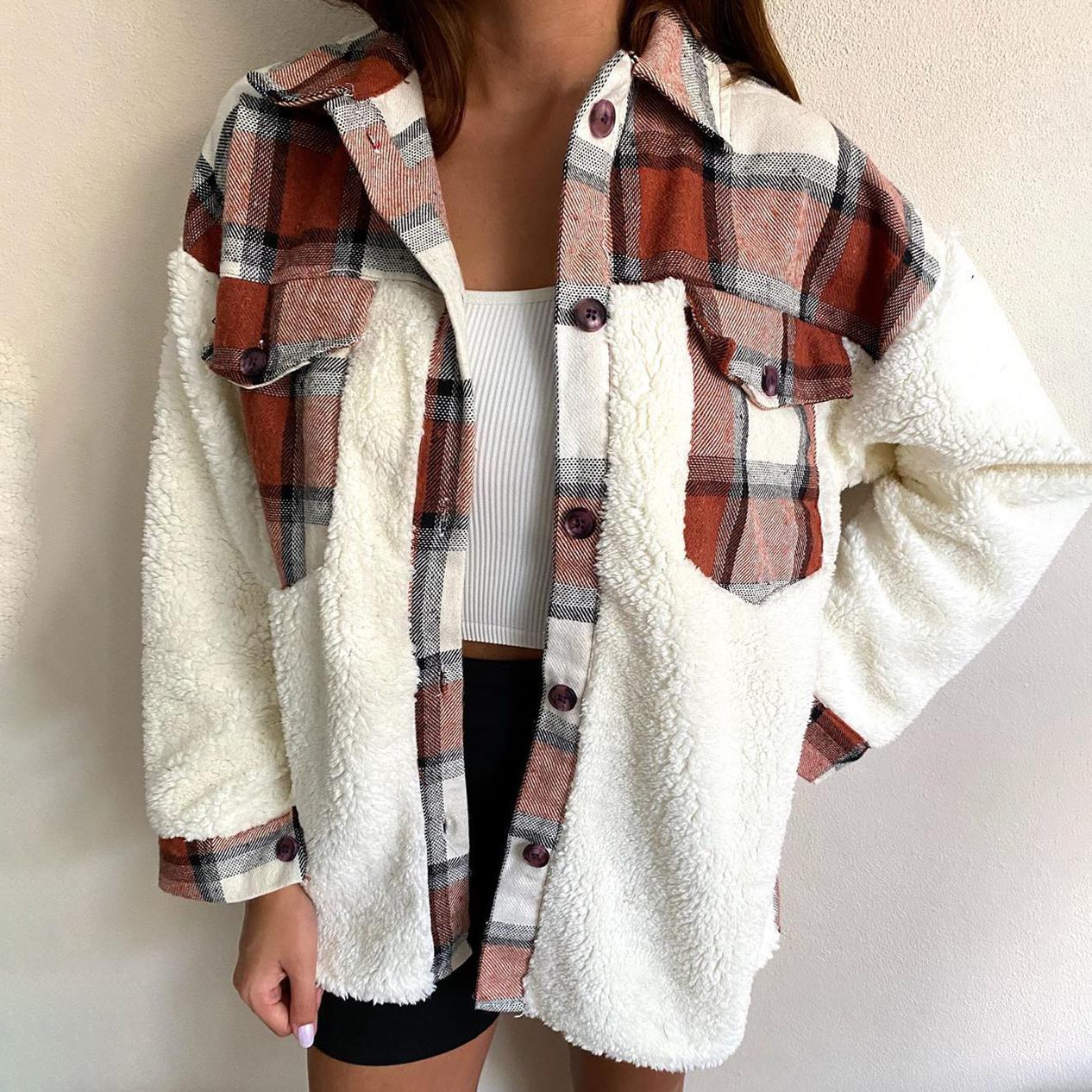Women's Plaid Sherpa Jacket – Cozy Contrast Design for Everyday Wear