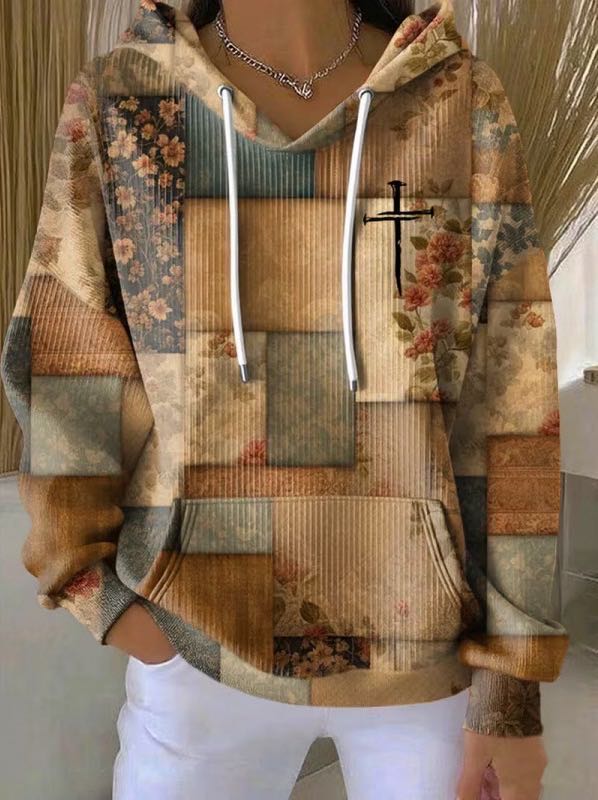 Women's Floral Graphic Hoodie – Cozy Pullover Sweatshirt with Vintage Print for Everyday Wear