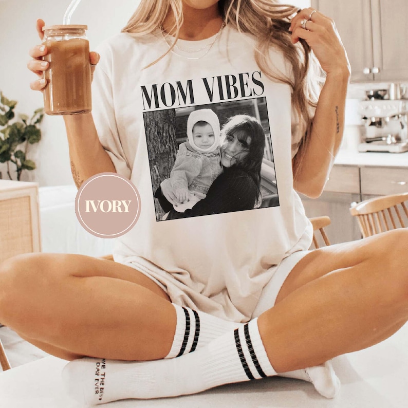 Custom Photo Mom Shirt, Personalised Comfort Colors Mom Shirt, Custom Picture Shirt for Mom, Mama TShirt, Mom Gift, Best Mom Ever, Mom Vibes
