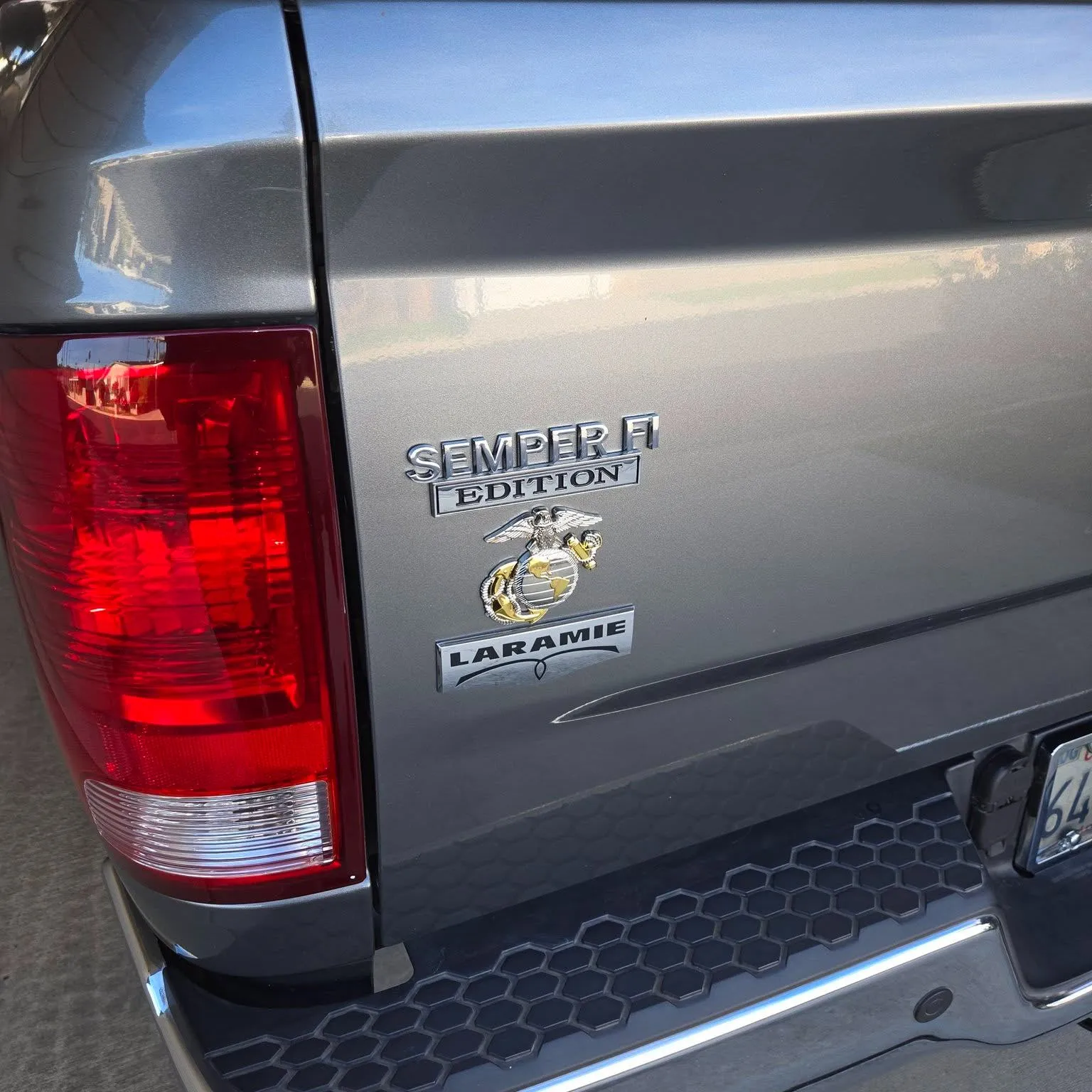 Marine Corps SEMPER FI EDITION Car Emblem Metal Badge