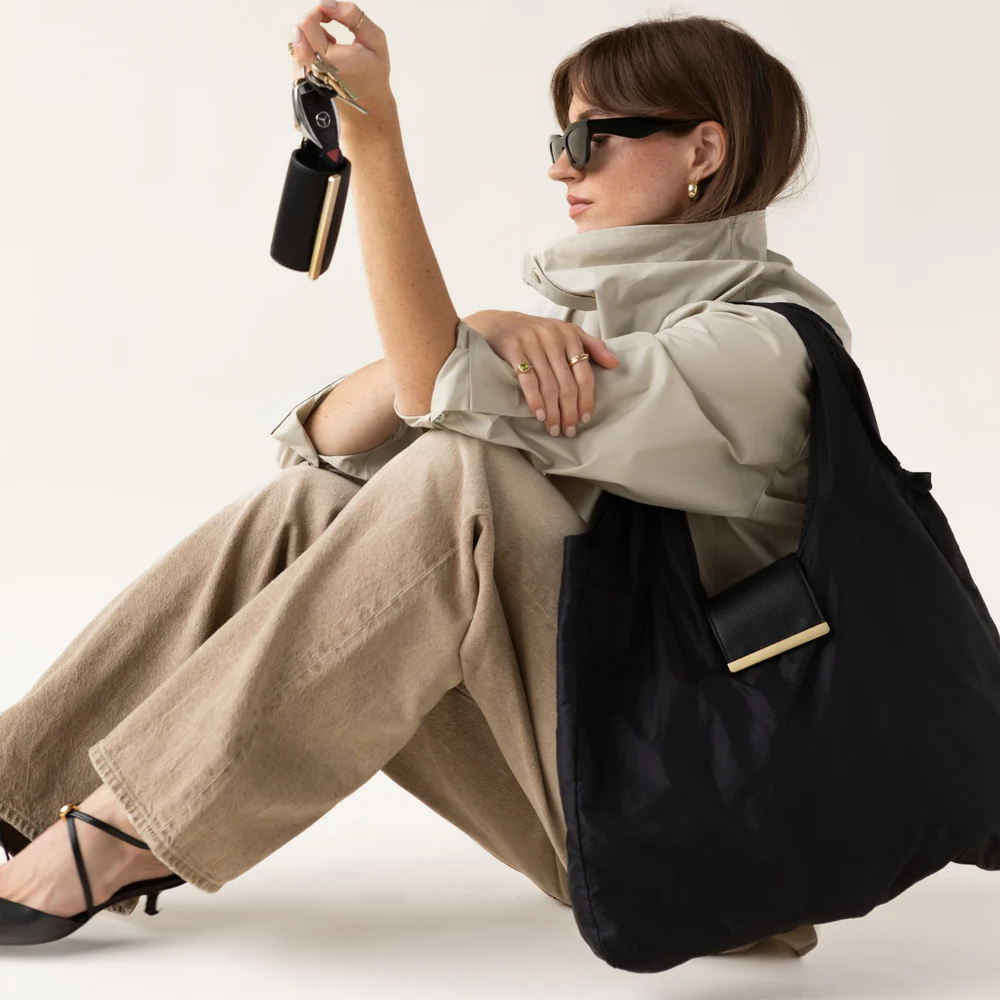 Keychain Tote Bag – Foldable, Recycled Vegan Leather & Nylon, Holds Up to 50 lbs
