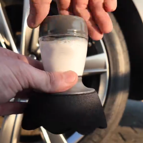 Smart Tire Dressing Applicator
