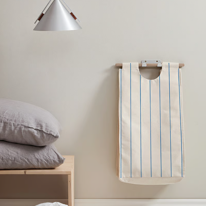 Wall-Mounted Laundry Bag – Oak Wood & Metal Hook, Minimalist Scandinavian Style