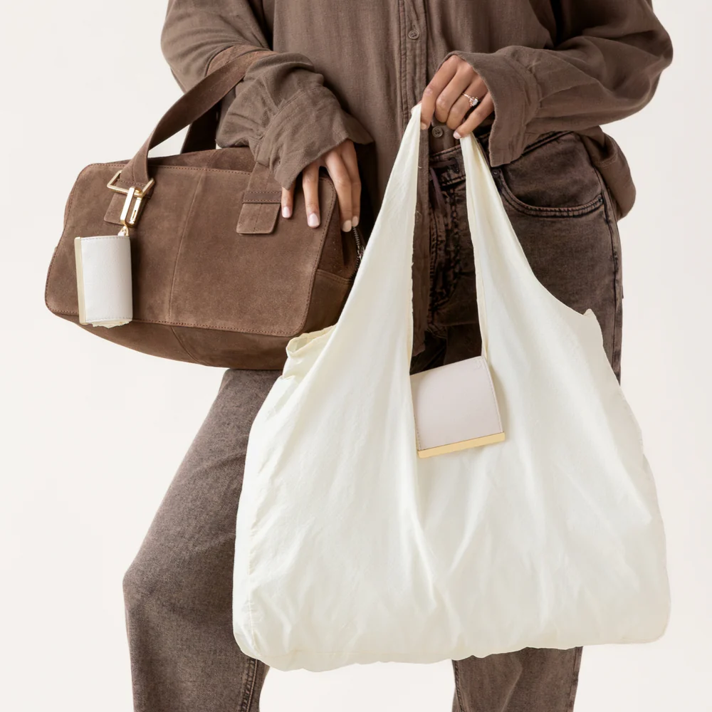 Keychain Tote Bag – Foldable, Recycled Vegan Leather & Nylon, Holds Up to 50 lbs