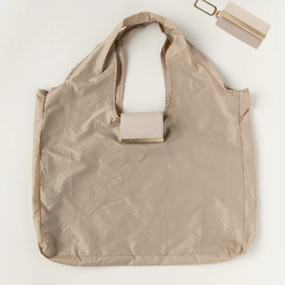 Keychain Tote Bag – Foldable, Recycled Vegan Leather & Nylon, Holds Up to 50 lbs