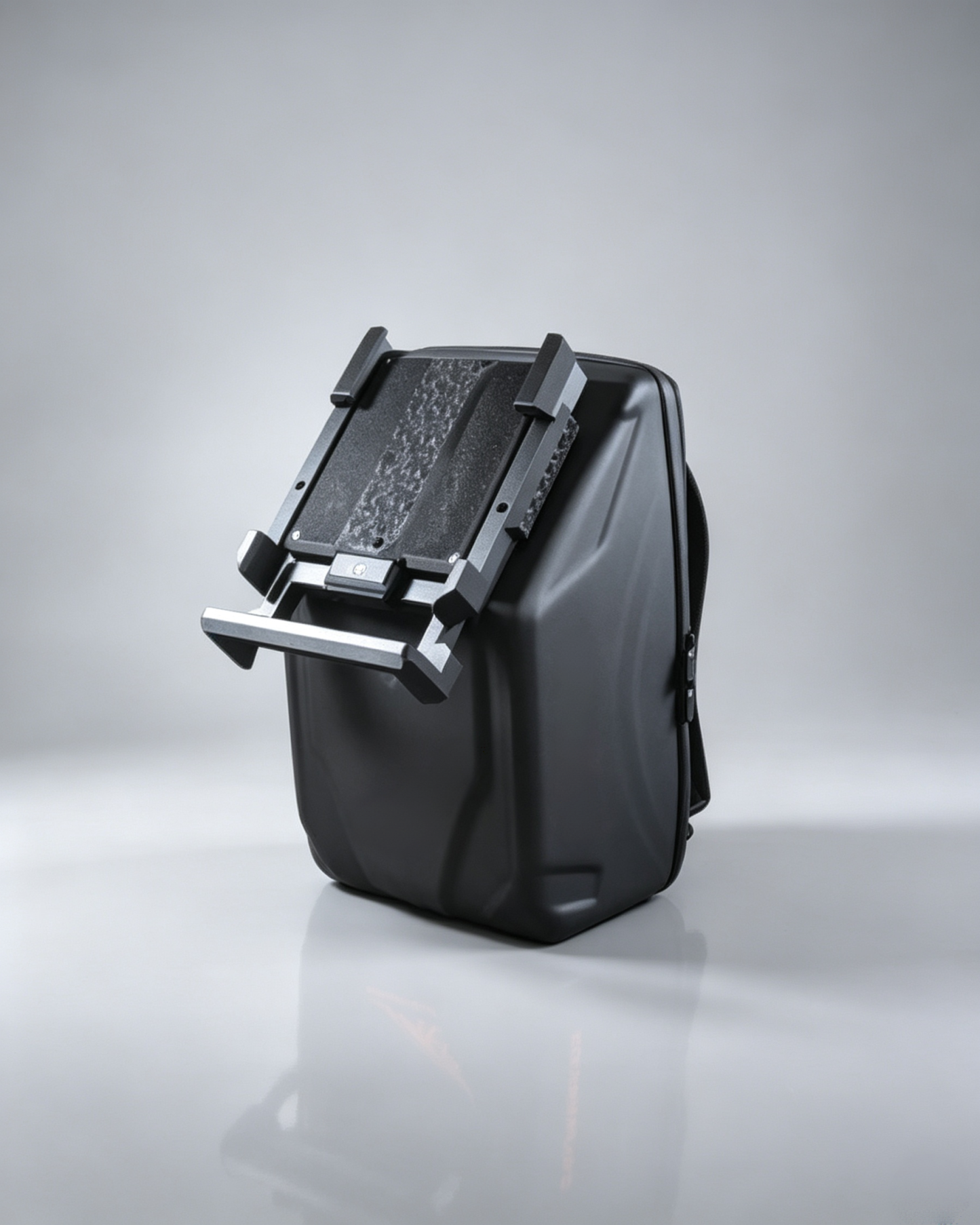 Skateboard Backpack – Patented Lock‑In System, Under 2 Seconds, Hands‑Free Carry