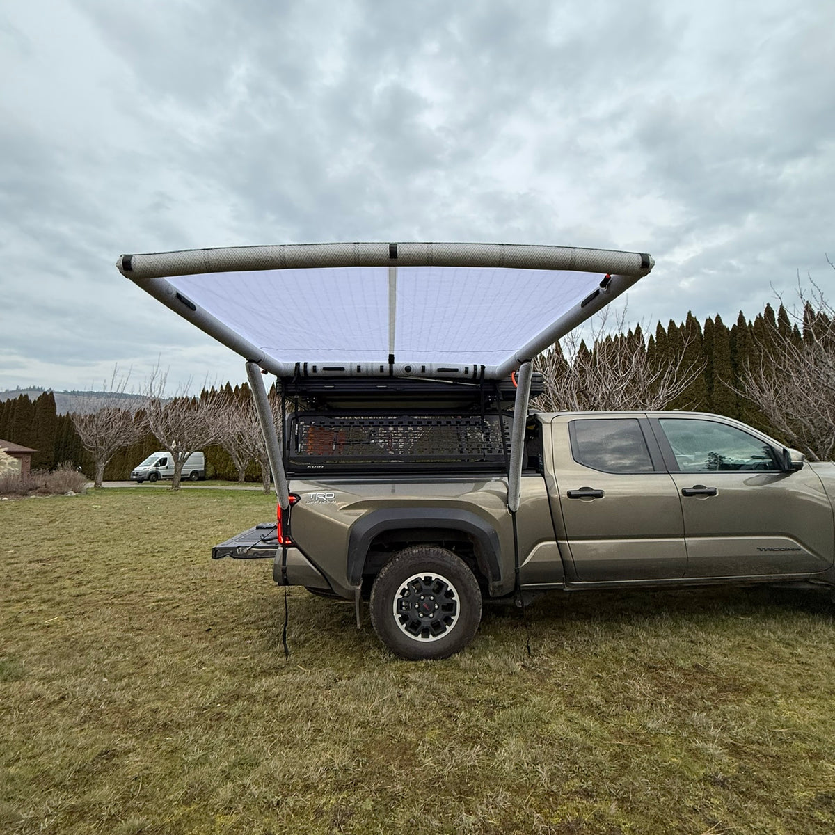 Vehicle Shelter System – Inflatable Awning for Trucks & Vans, Compact Carry Bag, Quick Setup