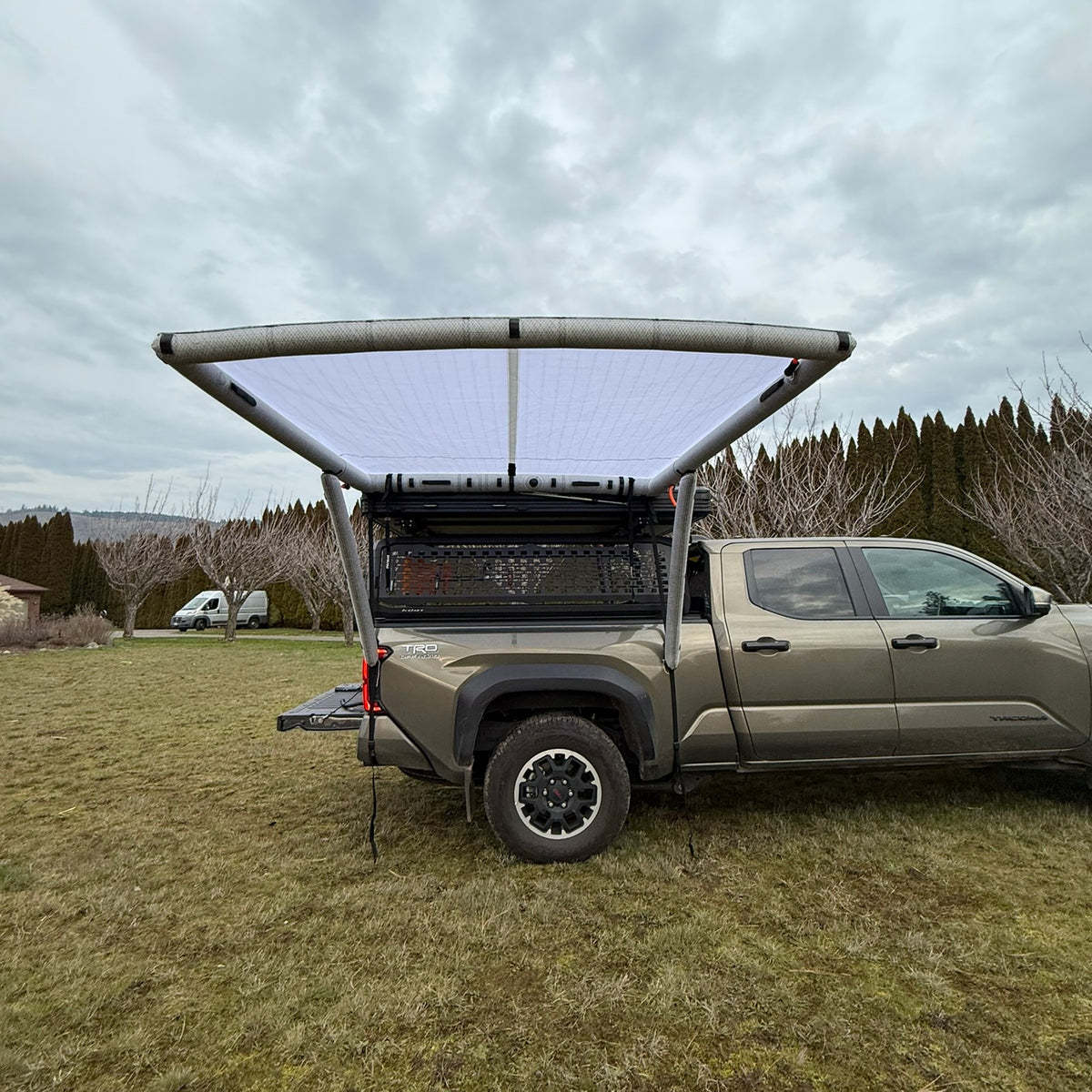 Vehicle Shelter System – Inflatable Awning for Trucks & Vans, Compact Carry Bag, Quick Setup