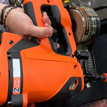 Cordless Siding Nailer – 0‑Degree, 2‑Inch, Dual Fuel + Battery, 4,500 Nails per Charge