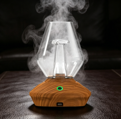 The atomizer is compatible with 510 threaded cartridges