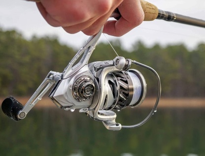 Spinning Reel – Aluminum Body, 20+ lb Carbonite Drag, 10BB+1RB, for Tournament & Inshore Fishing