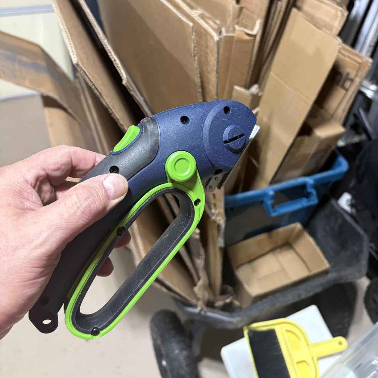 Cordless Electric Rotary Cutting Scissors for Multi-Material Use