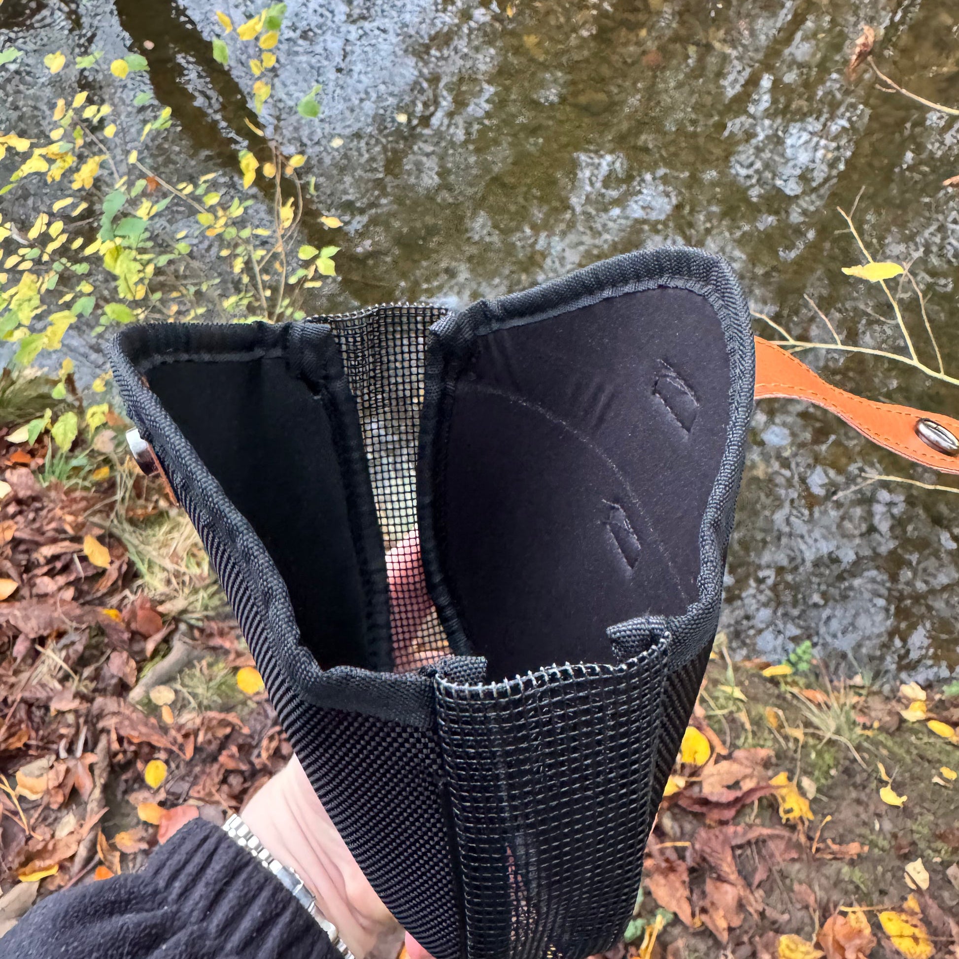 Foldable Fishing Landing Net – Ultra-Compact, Rubber Mesh, Travel-Ready for Anglers