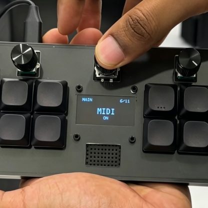 Portable Mini Synth with MIDI Controller – Standalone or DAW‑Connected, Always in Tune