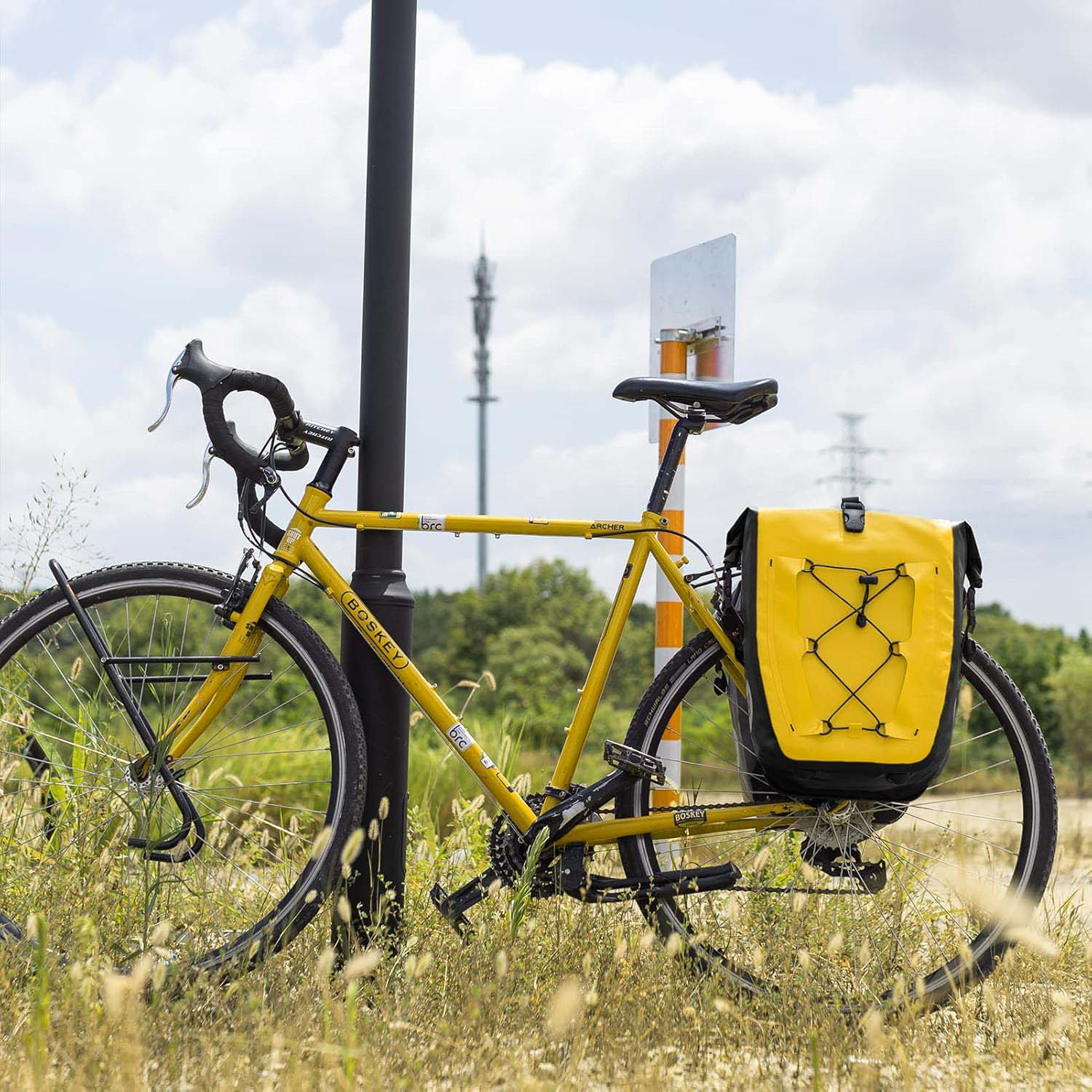 Waterproof Bike Rear Panniers – 30L Capacity, Quick‑Release Mount, Commuter & Touring Ready