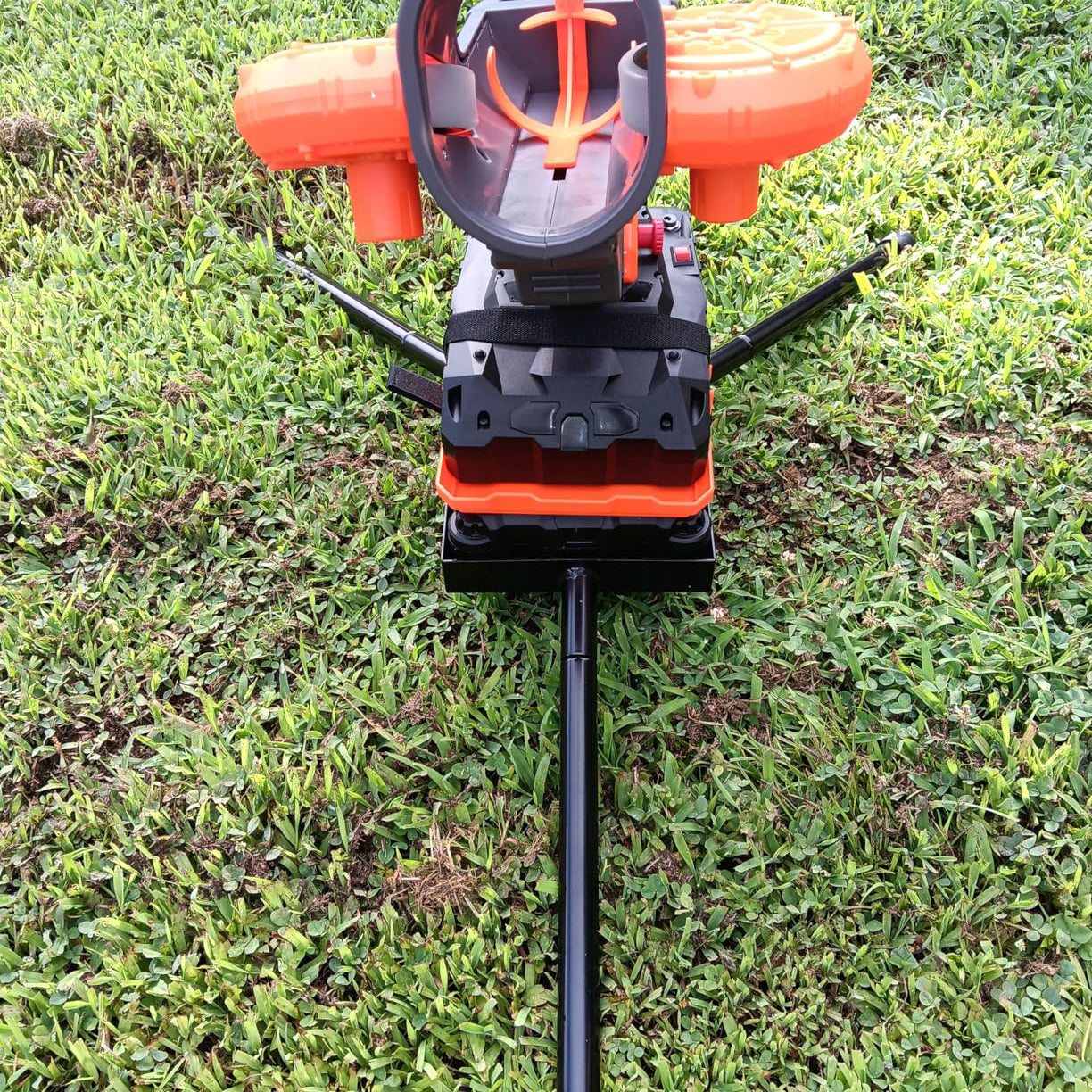 Kids & Youth Football Trainer – Auto or Manual Launch, 3 Height Angles, Stable Base