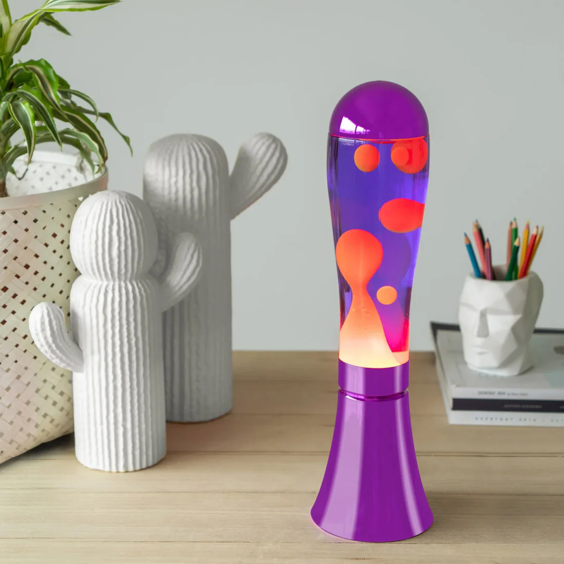 Magma Lava Lamp – Retro Flowing Wax, Metallic Base, 45cm Height, 40W Bulb