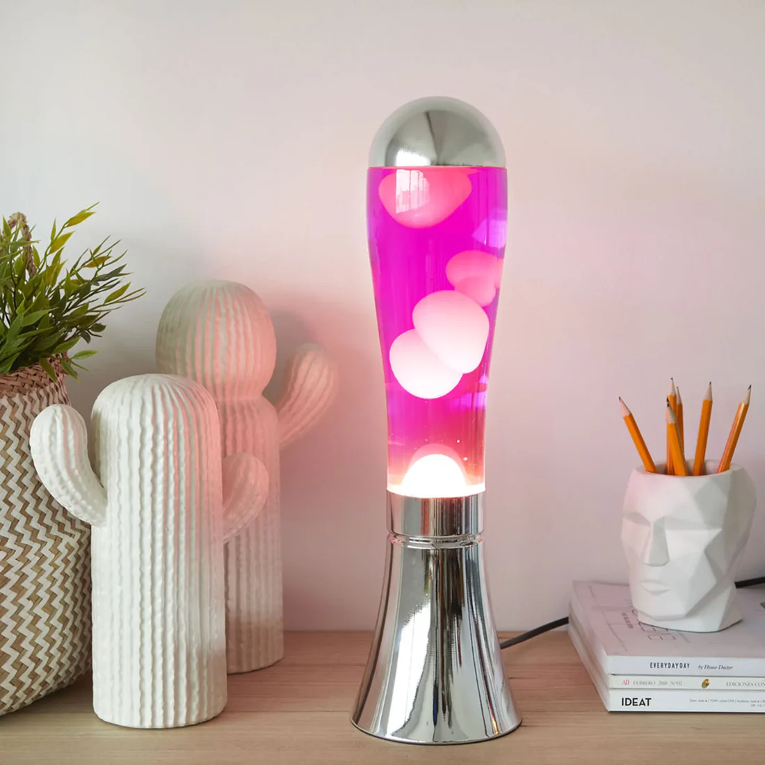 Magma Lava Lamp – Retro Flowing Wax, Metallic Base, 45cm Height, 40W Bulb