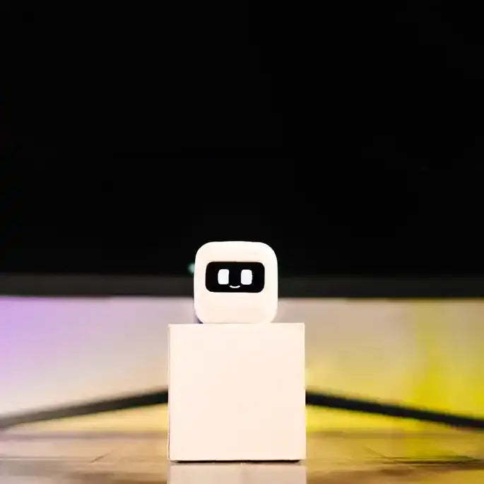 Desktop Companion Robot – 40+ Expressions | 5 Moods