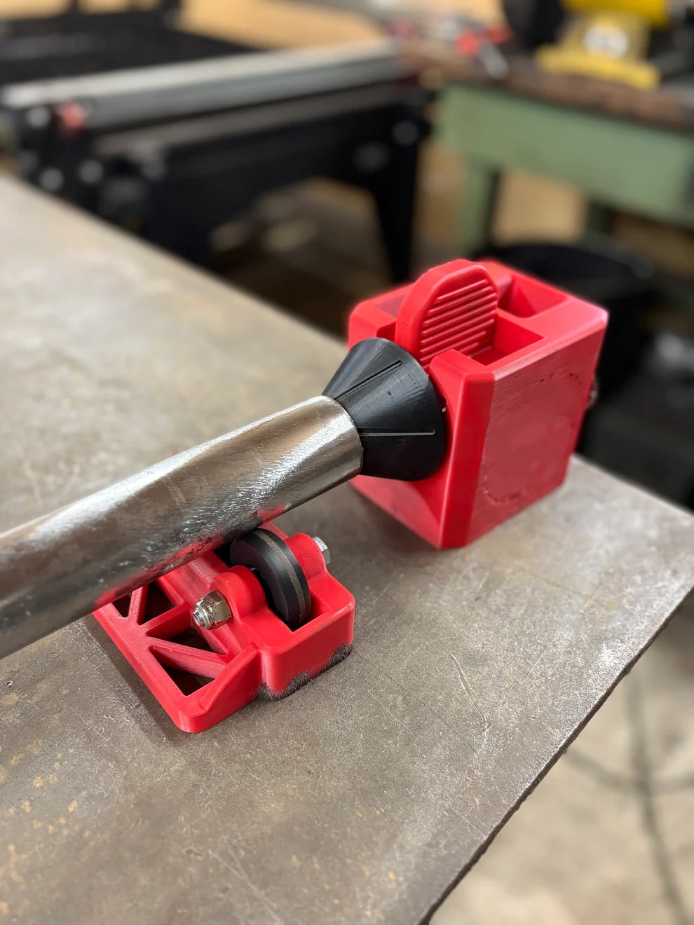 Complete Roller Setup – Bench Tube Support System with Magnetic Tailstock, for Round Material up to 3″