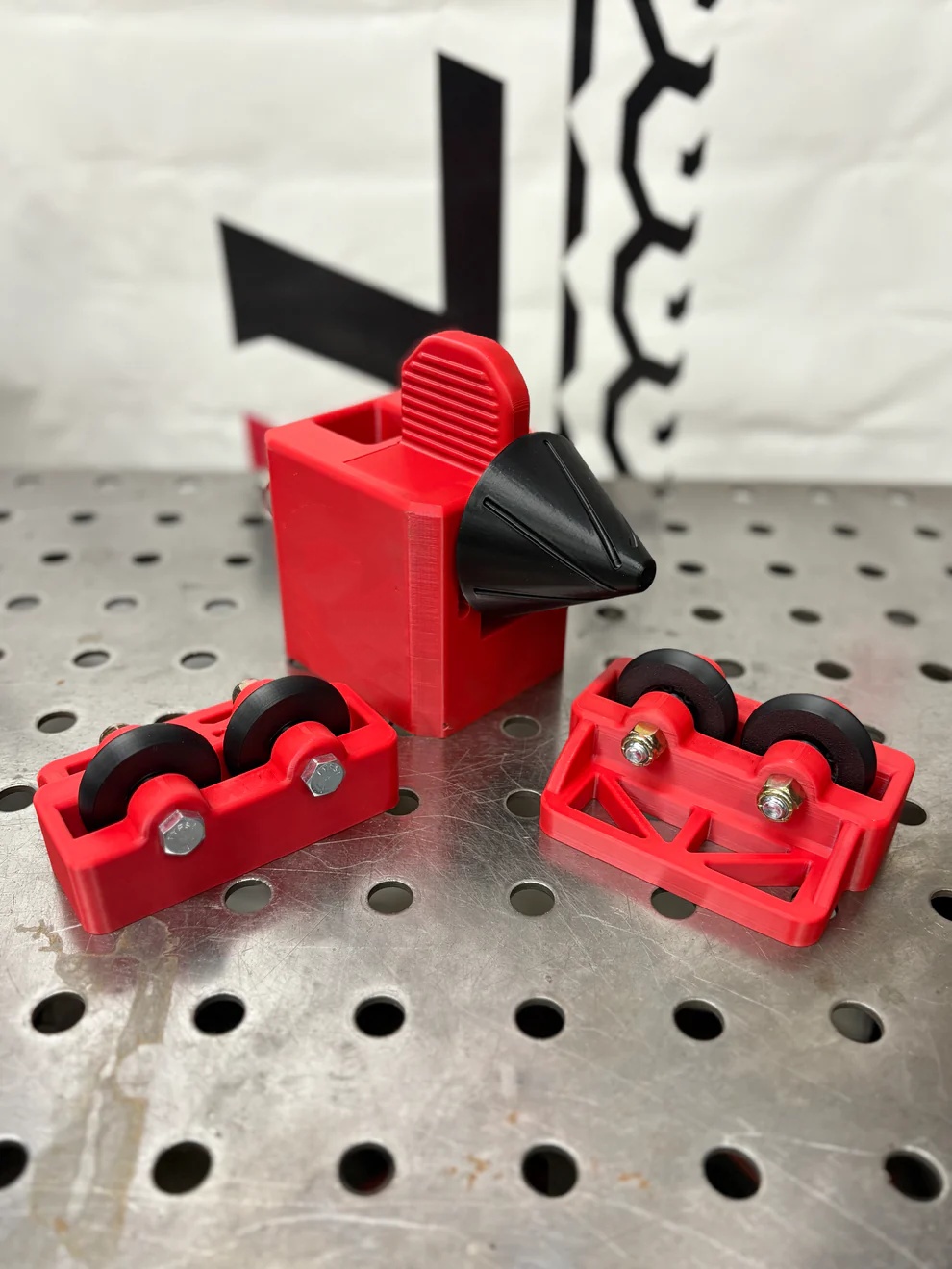 Complete Roller Setup – Bench Tube Support System with Magnetic Tailstock, for Round Material up to 3″