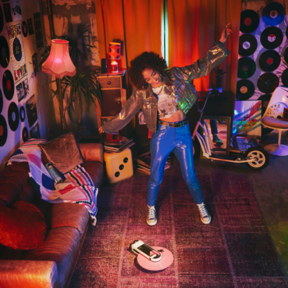 Portable Record Player – Belt-Drive Turntable with Bluetooth Wireless