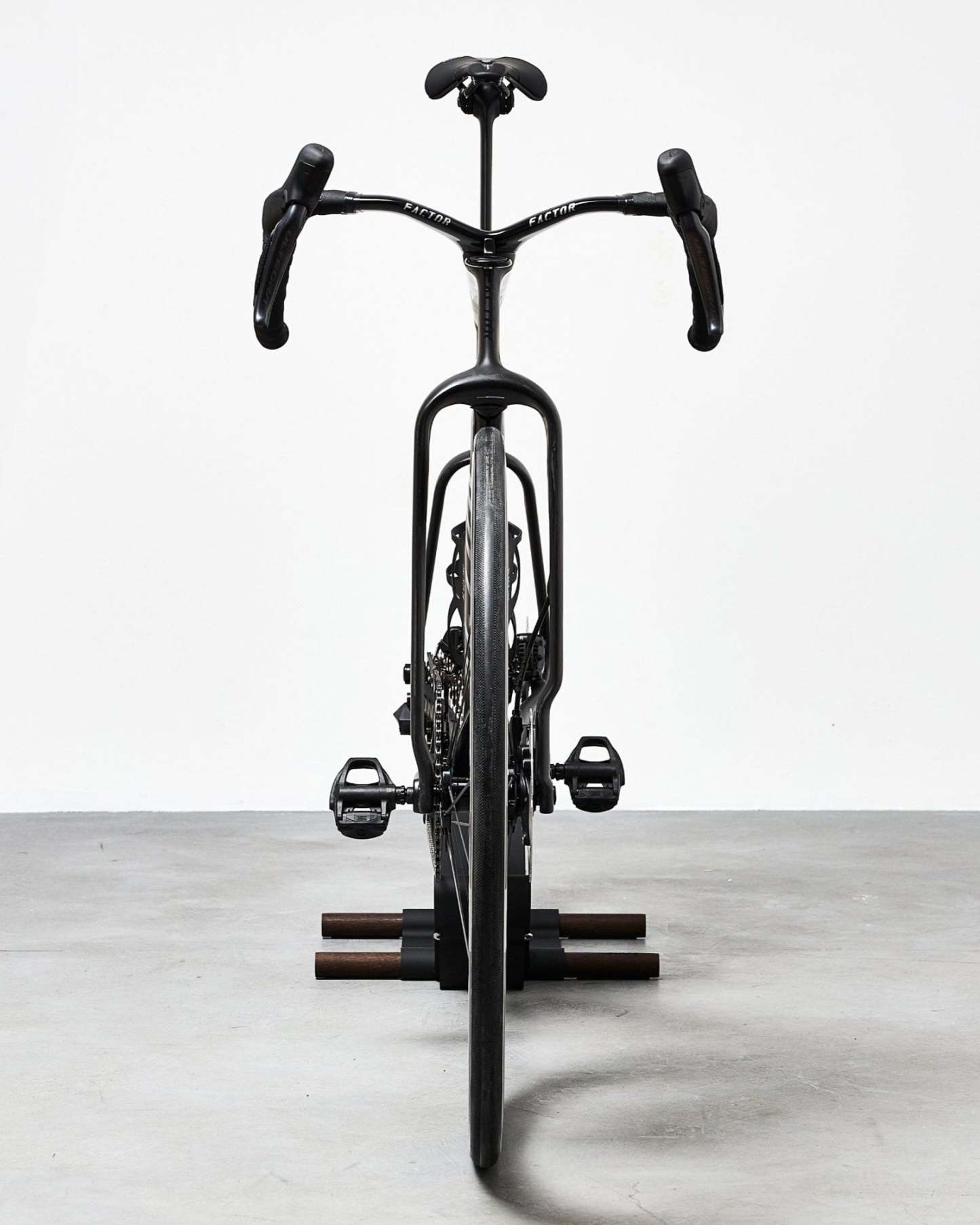 Bicycle Stand – Vertical Bike Display with Solid Oak Design
