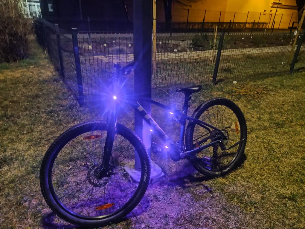 RGB LED Light Kit – 7 Colors + Remote, Waterproof, 6‑Hour Battery, Stick‑On Installation