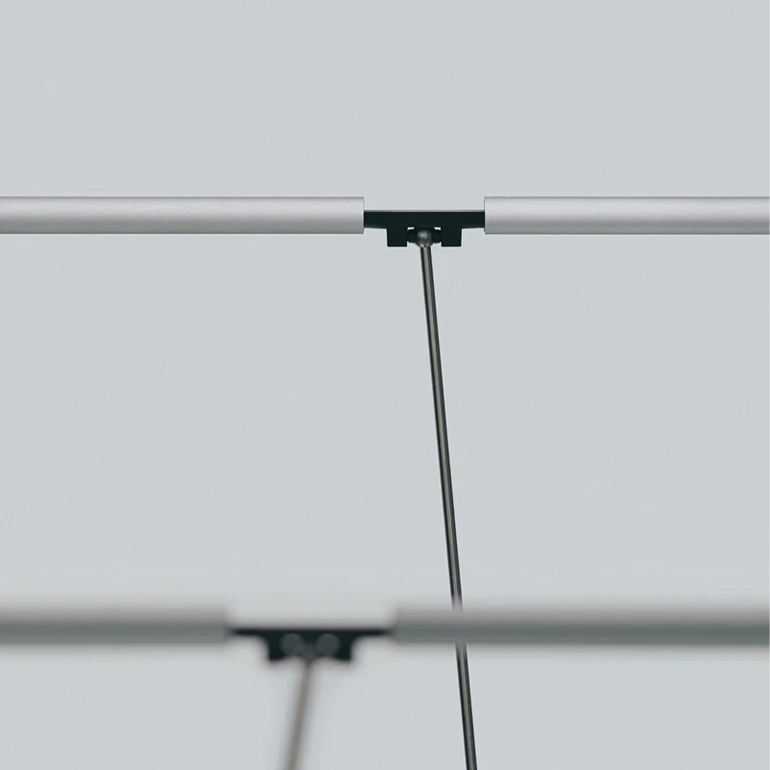 Minimalist Branch‑Style Lamp – Kinetic Metal Joints, Telescopic Arms, Sculptural Desk Light