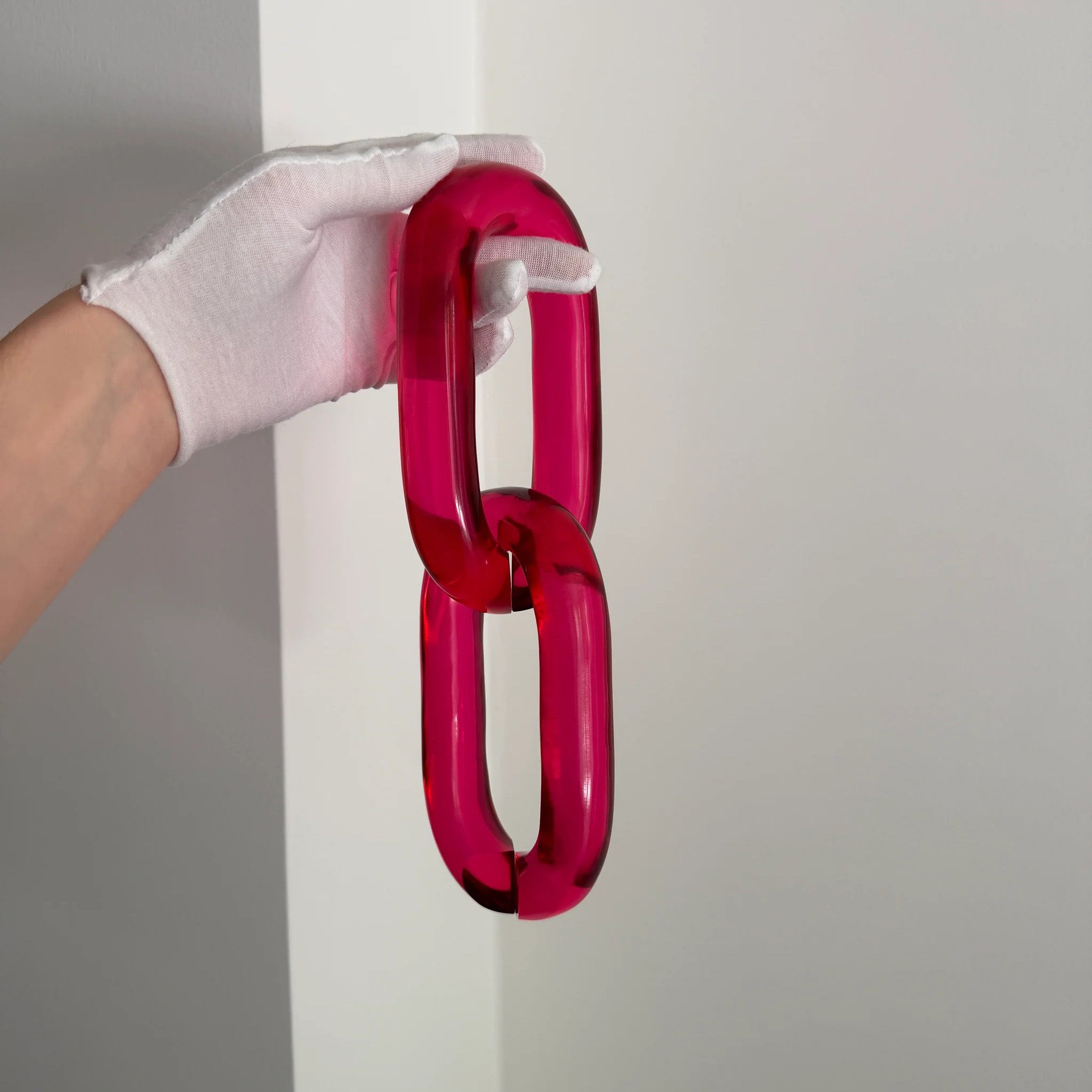 Wall & Ceiling Infinity Hook – Metal Mount for Art Installations, Cables & Displays, 35‑Link Capacity