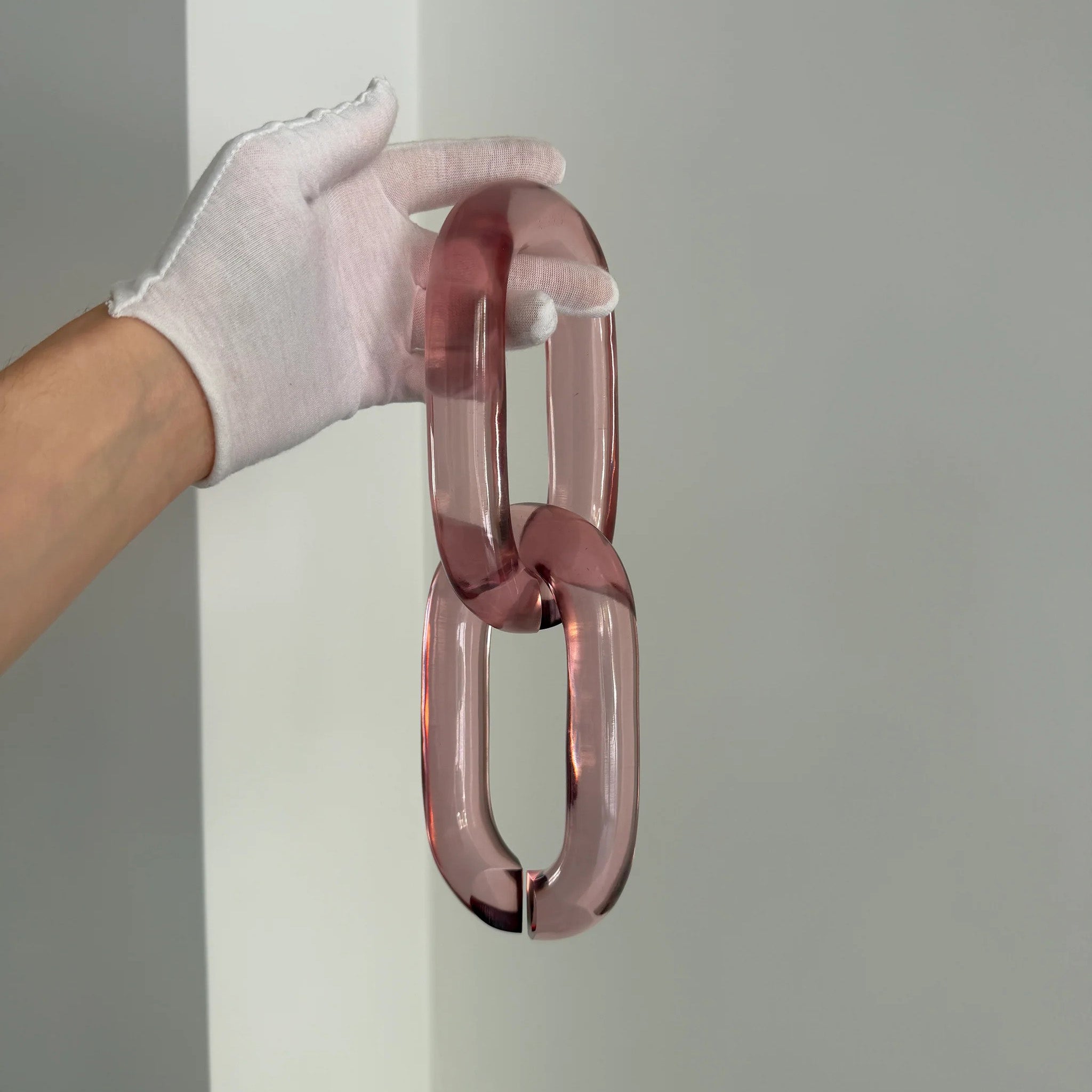 Wall & Ceiling Infinity Hook – Metal Mount for Art Installations, Cables & Displays, 35‑Link Capacity