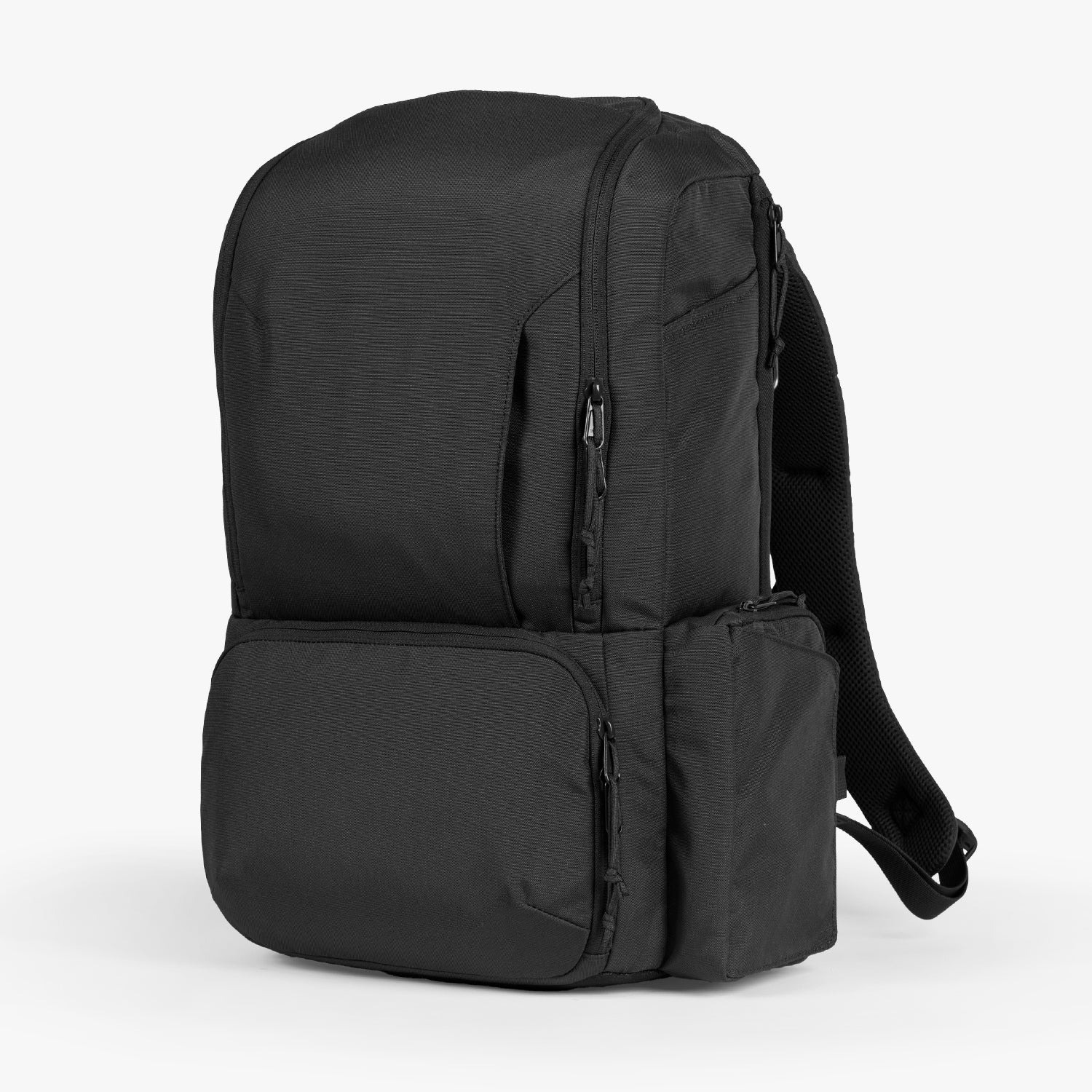 Adventure Diaper Bag – Water‑Resistant, Insulated Pouch, Padded Tech Pocket, for Modern Dads