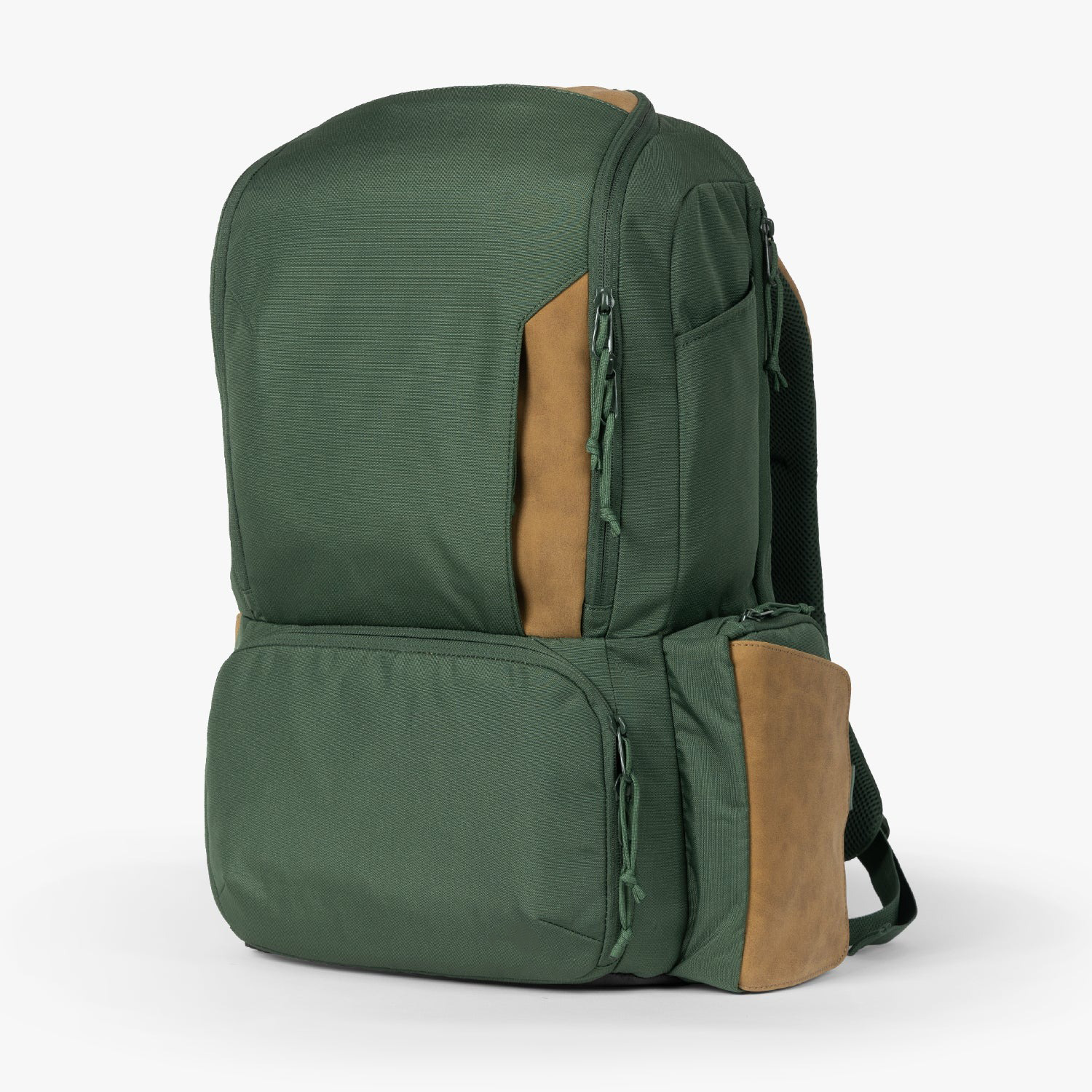 Adventure Diaper Bag – Water‑Resistant, Insulated Pouch, Padded Tech Pocket, for Modern Dads