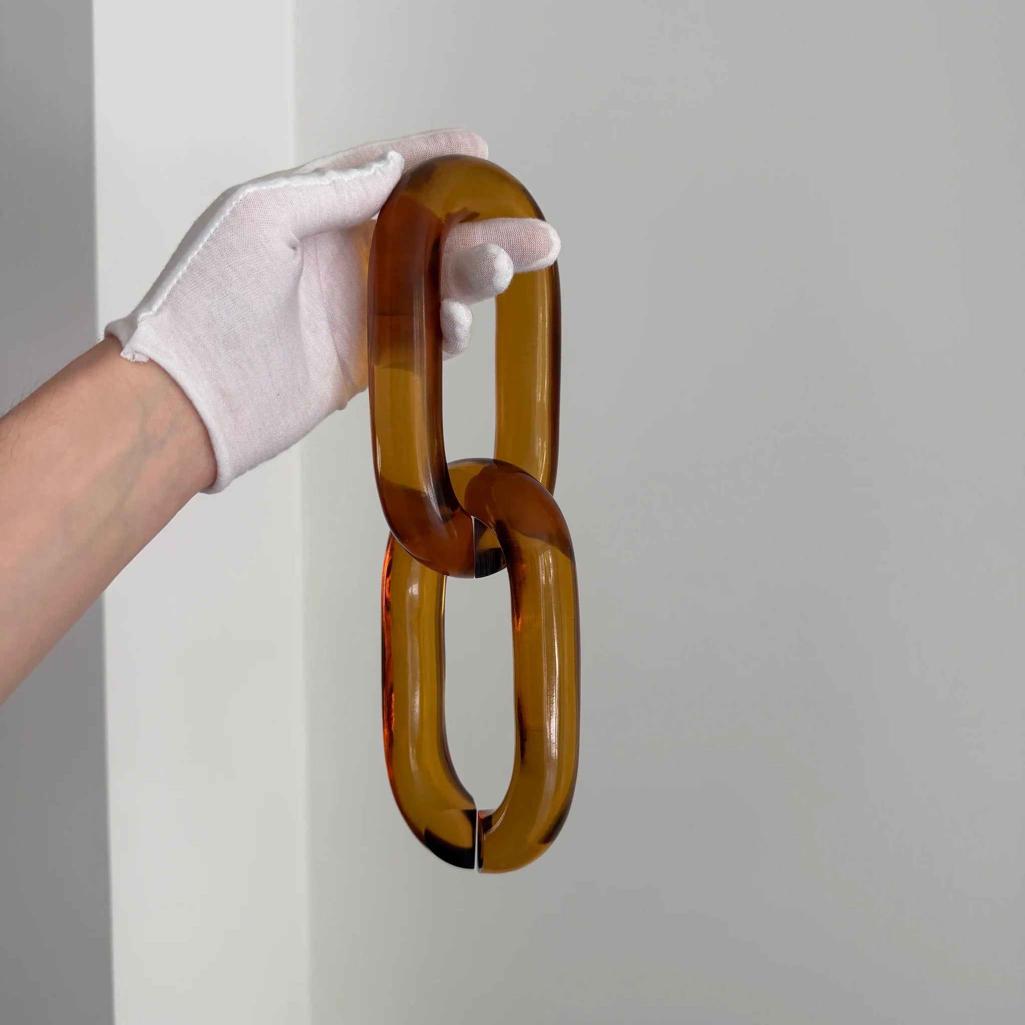 Wall & Ceiling Infinity Hook – Metal Mount for Art Installations, Cables & Displays, 35‑Link Capacity