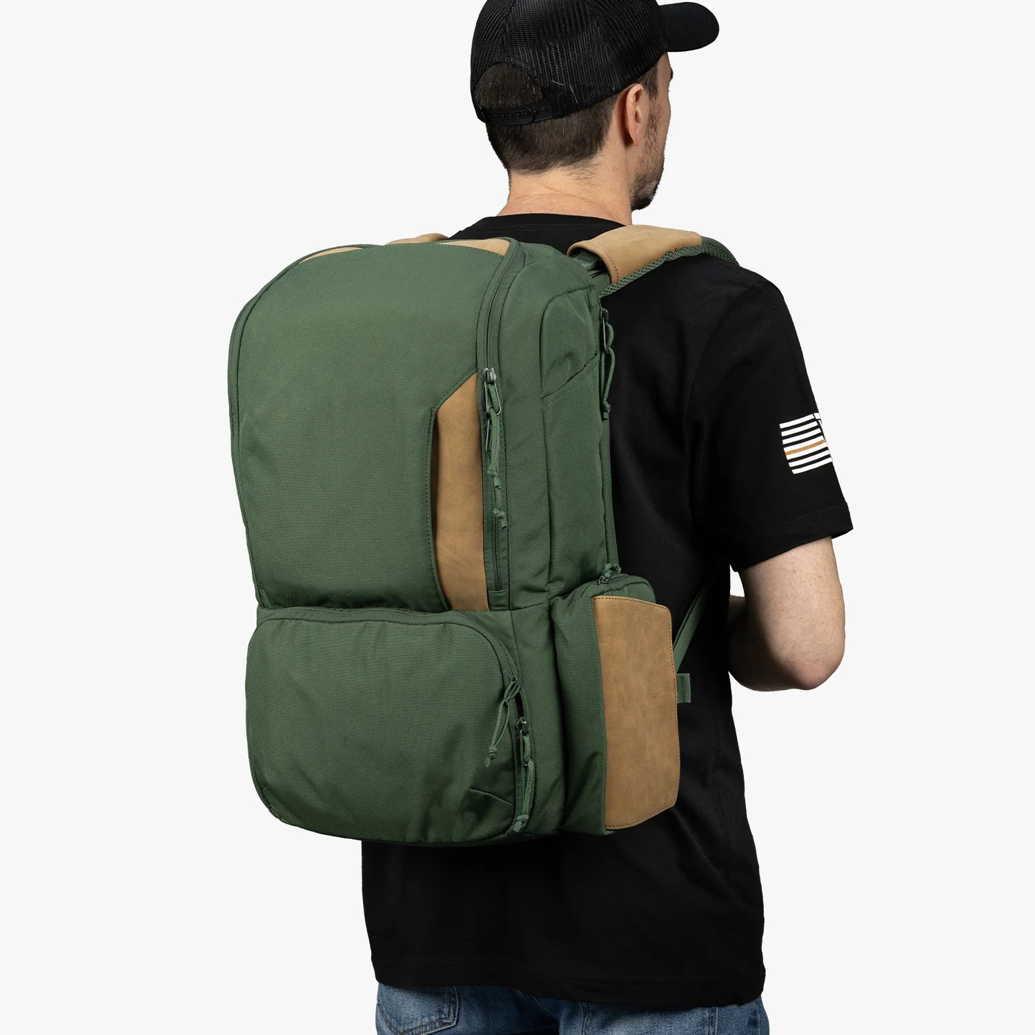 Adventure Diaper Bag – Water‑Resistant, Insulated Pouch, Padded Tech Pocket, for Modern Dads