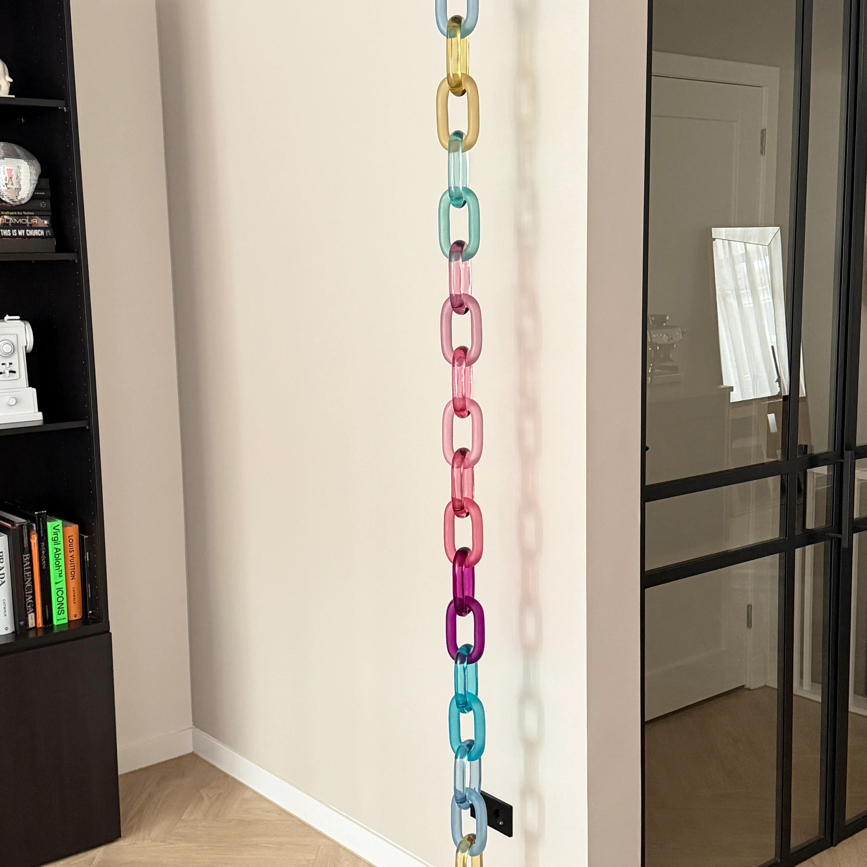 Wall & Ceiling Infinity Hook – Metal Mount for Art Installations, Cables & Displays, 35‑Link Capacity