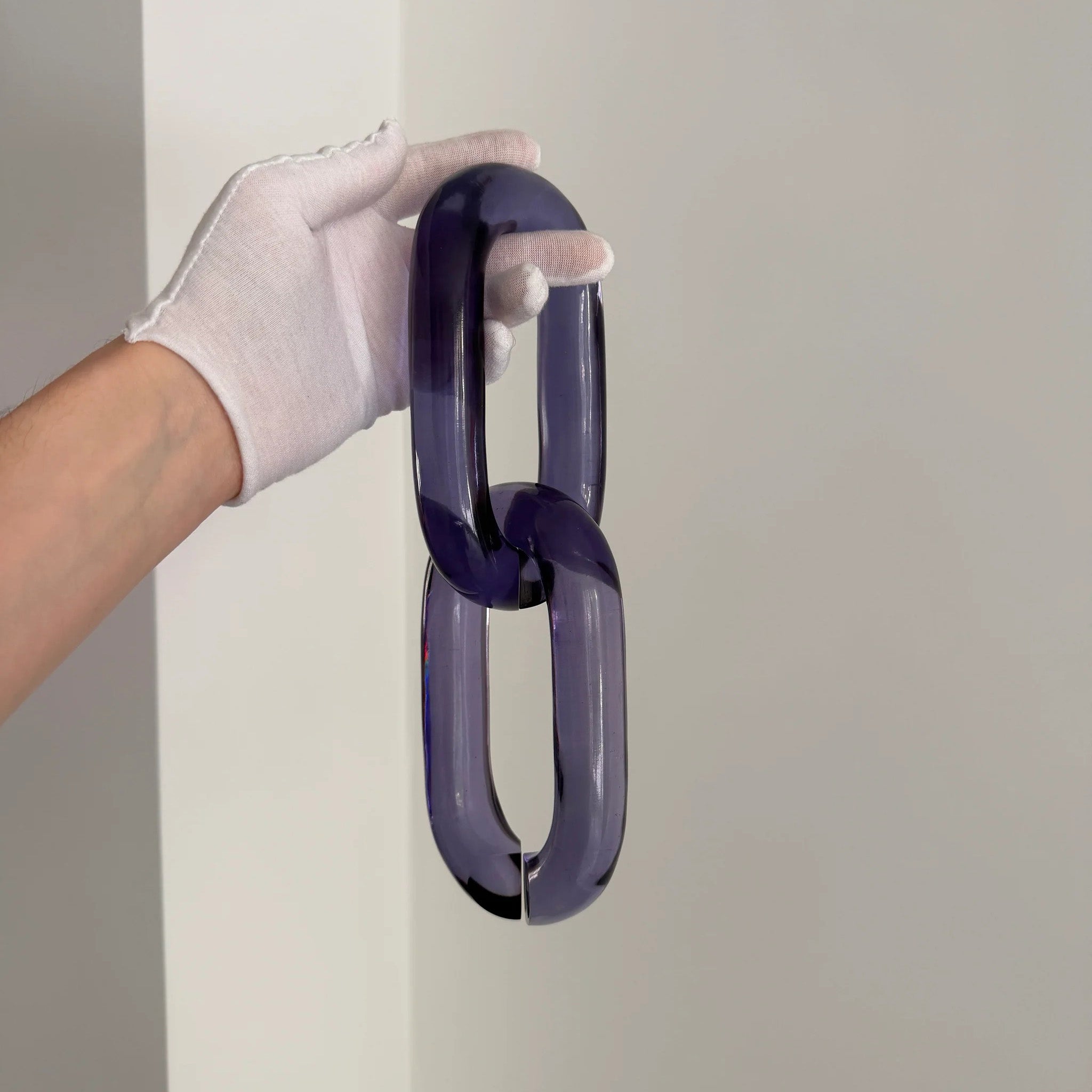 Wall & Ceiling Infinity Hook – Metal Mount for Art Installations, Cables & Displays, 35‑Link Capacity