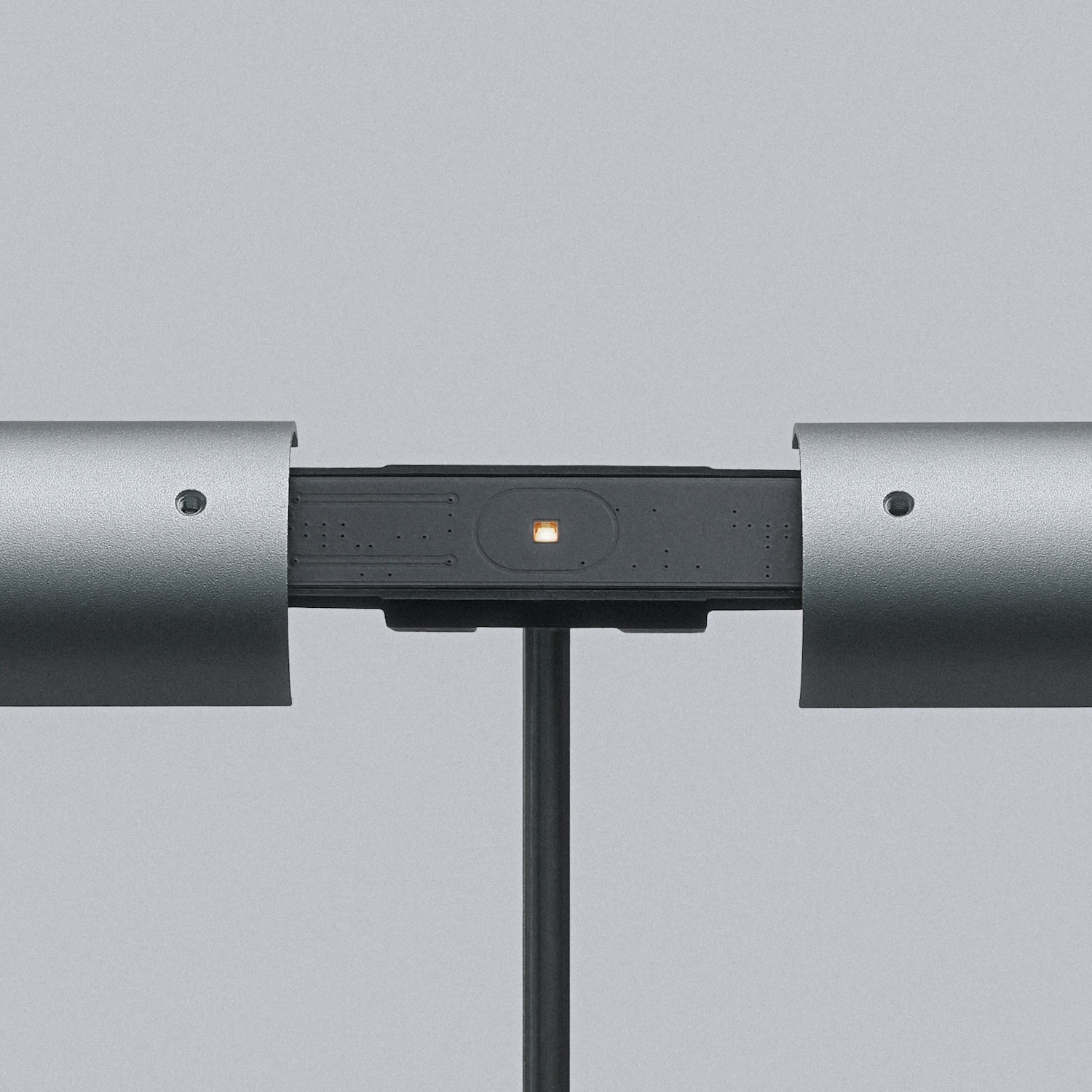 Minimalist Branch‑Style Lamp – Kinetic Metal Joints, Telescopic Arms, Sculptural Desk Light