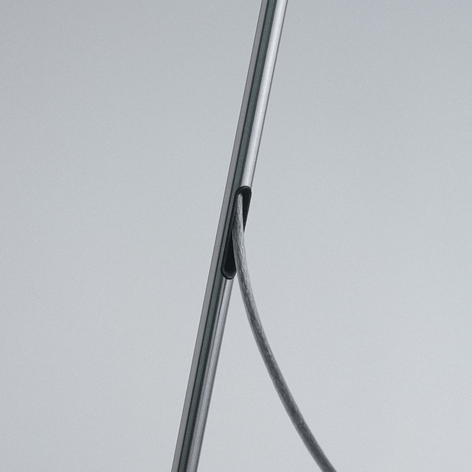 Minimalist Branch‑Style Lamp – Kinetic Metal Joints, Telescopic Arms, Sculptural Desk Light