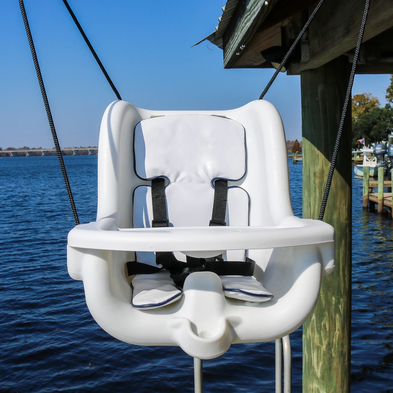 Marine‑Grade Baby Rocker – Portable, Weather‑Resistant, for Home & Boat, Ages 6–48 Months