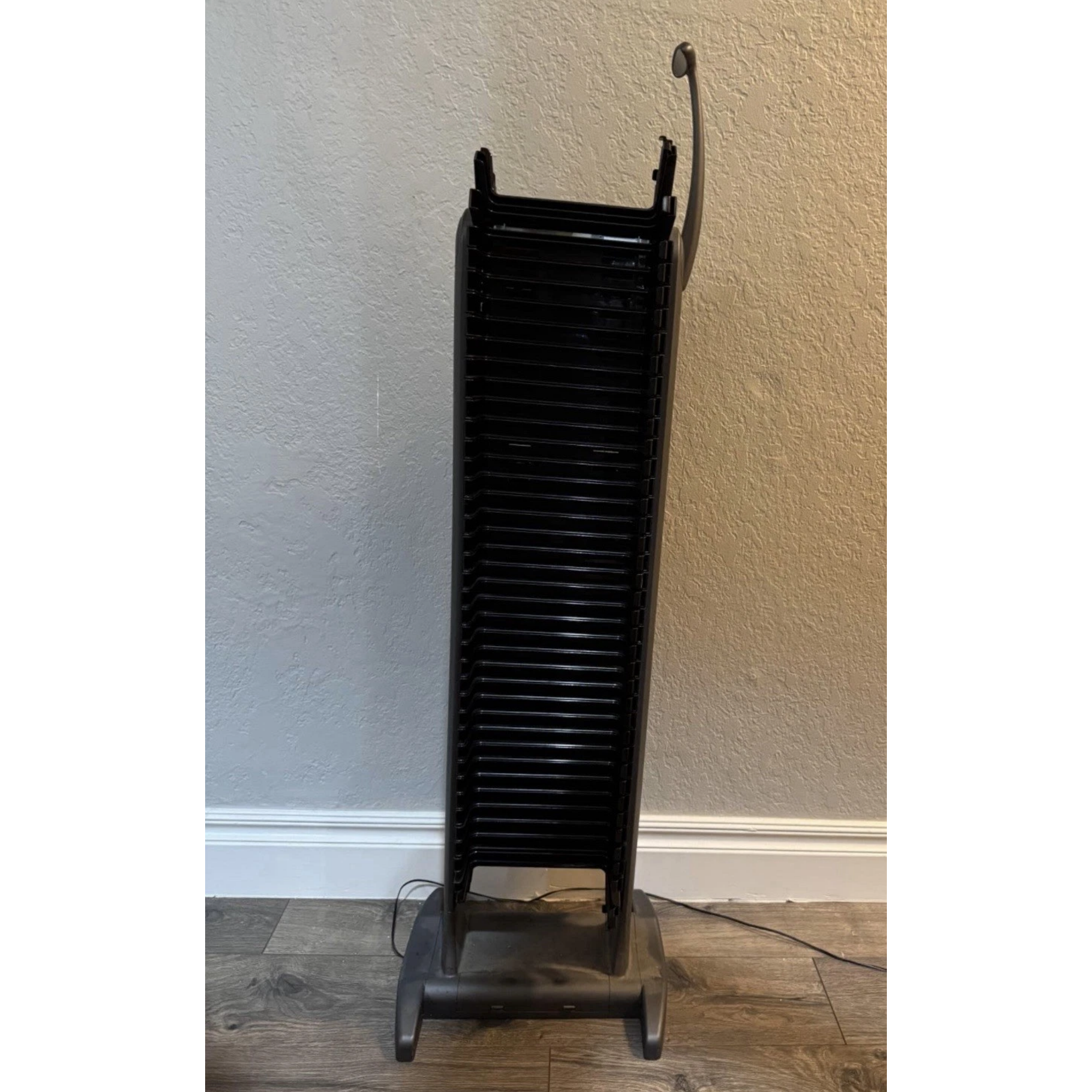 Motorized 80-Slot Media Storage Tower